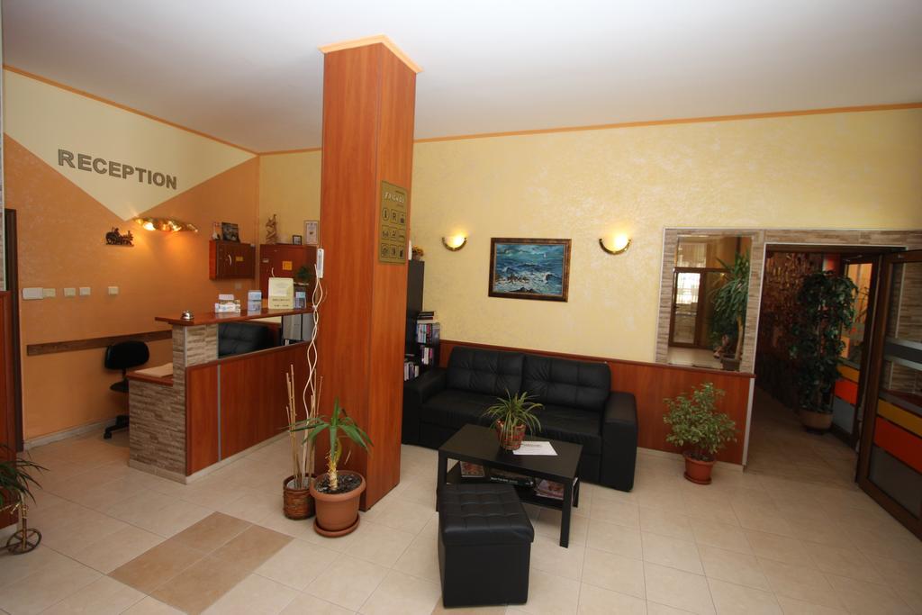 Friends Family Hotel Sluneční pobřeží Exteriér fotografie